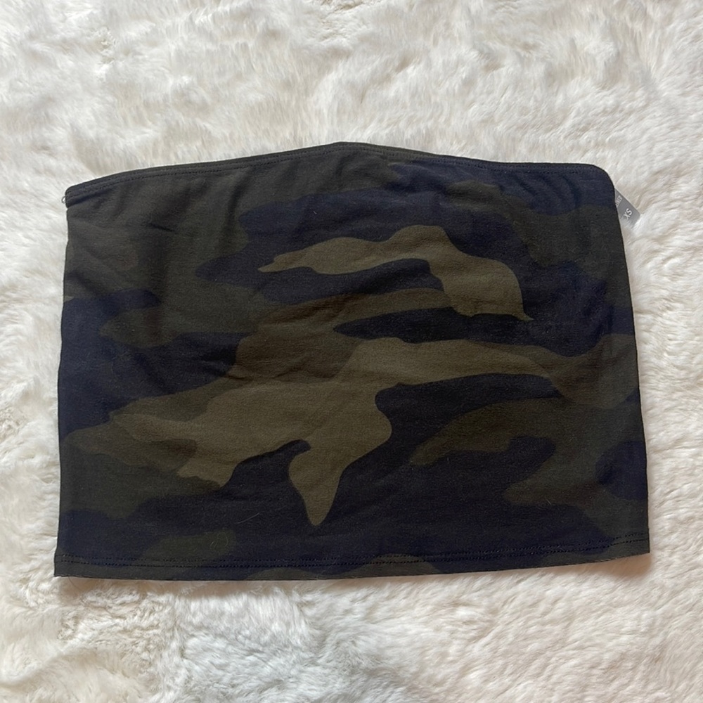 NWT Victoria’s Secret PINK bandeau top - SIZE: XS